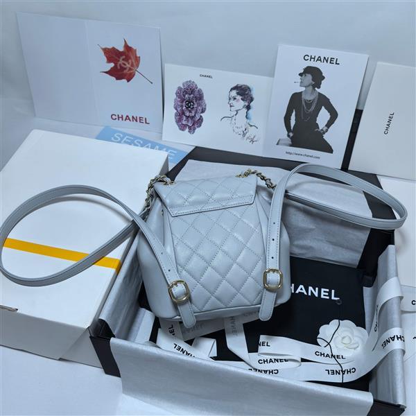 2026127213712279 700